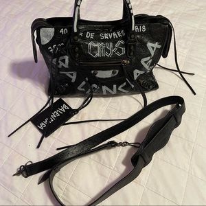 Balenciaga Graffiti City bag